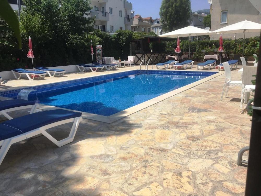 Unver Hotel Marmaris Bagian luar foto