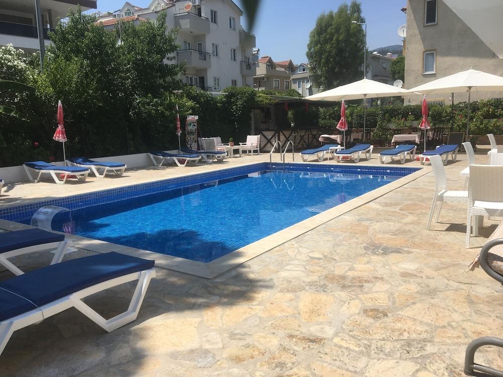 Unver Hotel Marmaris Bagian luar foto