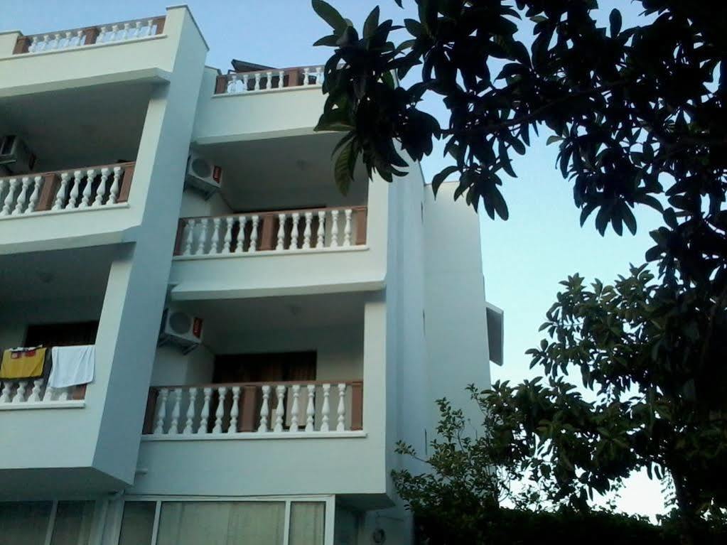 Unver Hotel Marmaris Bagian luar foto