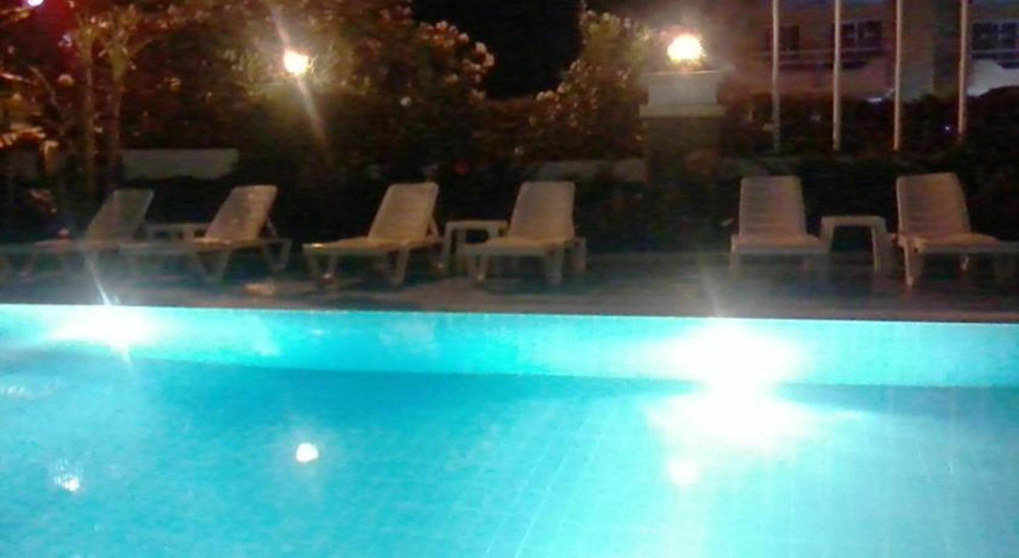 Unver Hotel Marmaris Bagian luar foto